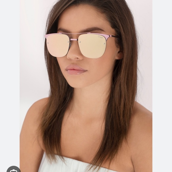 QUAY Private Eyes Mirrored Sunglasses in Pink & Rose - Picture 1 of 8
